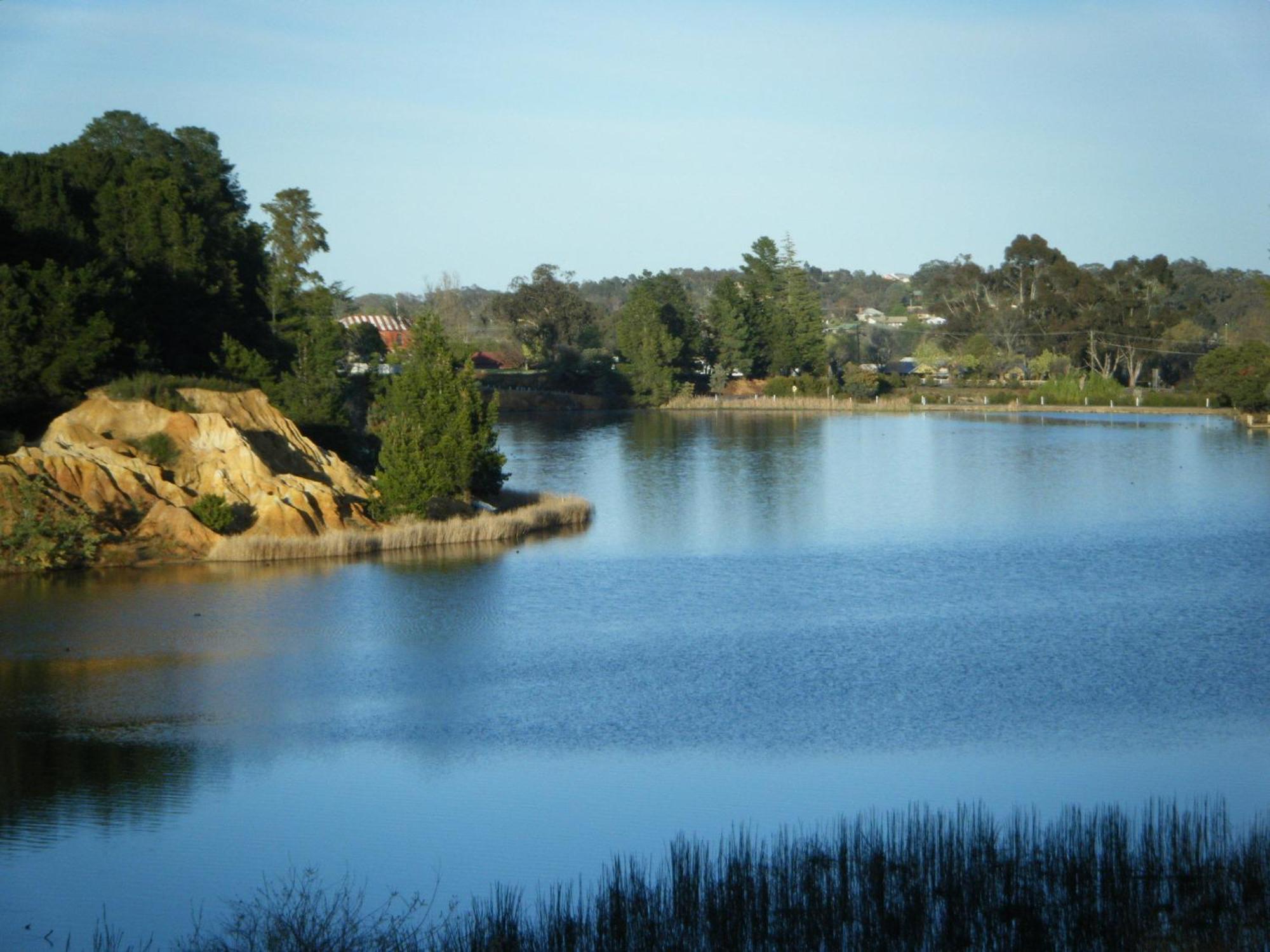 Beechworth Lake Sambell Caravan Park 외부 사진
